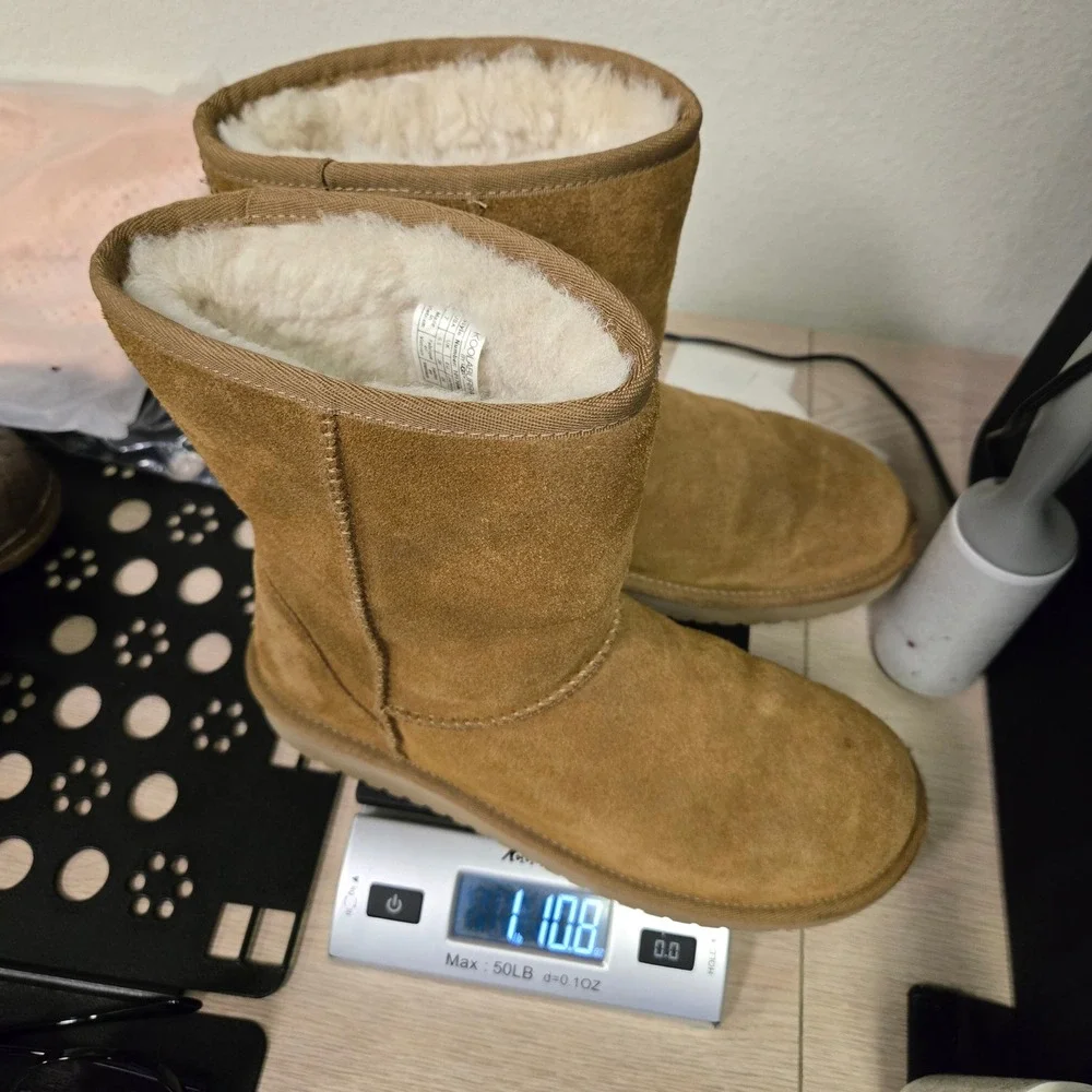 Koolaburra by UGG Victoria Short Boots 7 Chestnut Brown Suede Faux Fur 1017090